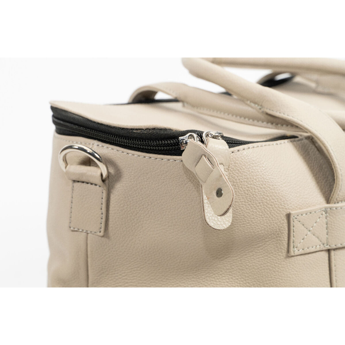 V4HF99EB8FF876594E93CC3A77AE2E4460FR5658878P3